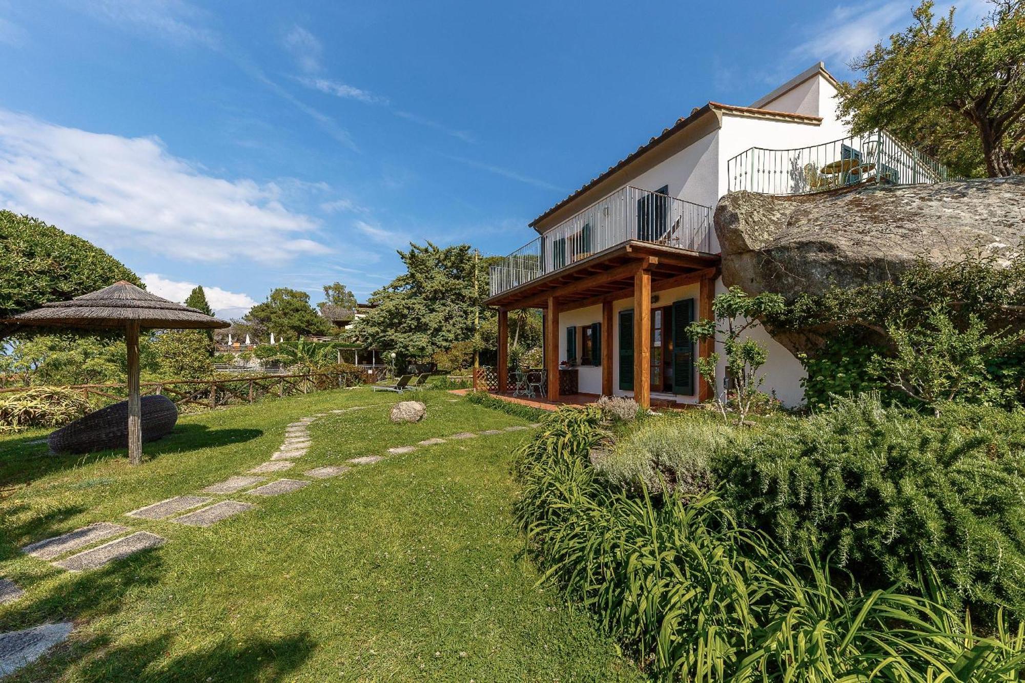 Hotel Cernia Isola Botanica Sant'Andrea  Exterior photo
