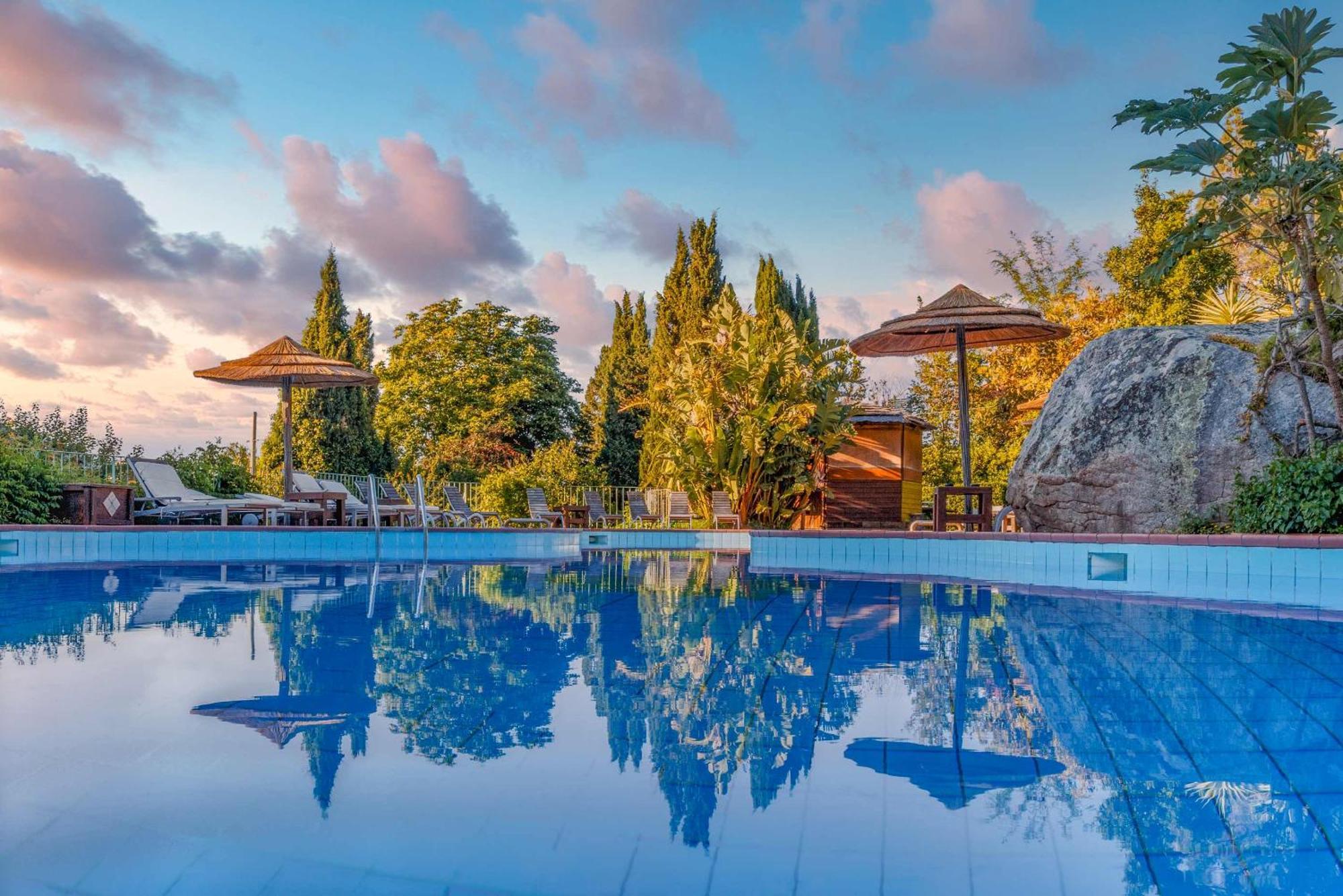 Hotel Cernia Isola Botanica Sant'Andrea  Exterior photo